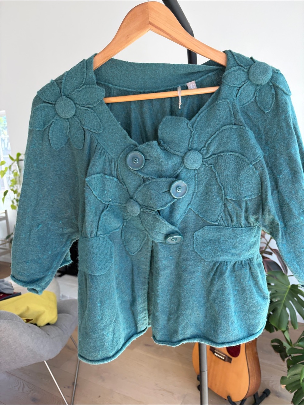 Anthropologie Green Sweater – Large Fabric Floral Design & Buttons